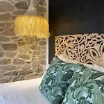Alojamento de Acomodação e Pequeno-almoço Le Moulin Du Guy, Proche Du Puy Dufou 3*