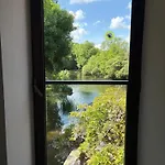 Le Moulin Du Guy, Proche Du Puy Dufou Alojamento de Acomodação e Pequeno-almoço
