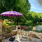 Alojamento de Acomodação e Pequeno-almoço Le Moulin Du Guy, Proche Du Puy Dufou 3*