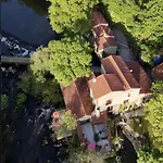 Le Moulin Du Guy, Proche Du Puy Dufou Chanverrie