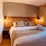 Alojamento de Acomodação e Pequeno-almoço Le Moulin Du Guy, Proche Du Puy Dufou 3*
