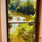 Le Moulin Du Guy, Proche Du Puy Dufou Alojamento de Acomodação e Pequeno-almoço 3*
