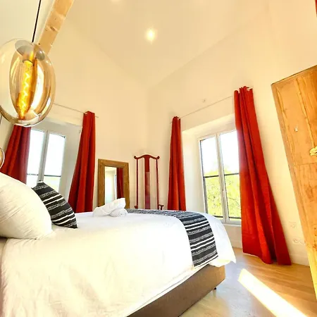 Bed & Breakfast Le Moulin Du Guy, Proche Du Puy Dufou *
