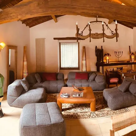 Le Moulin Du Guy, Proche Du Puy Dufou 住宿加早餐酒店 Chanverrie