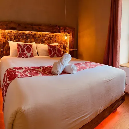 Bed & Breakfast Le Moulin Du Guy, Proche Du Puy Dufou Chanverrie