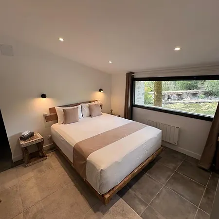 住宿加早餐酒店 Le Moulin Du Guy, Proche Du Puy Dufou 3*
