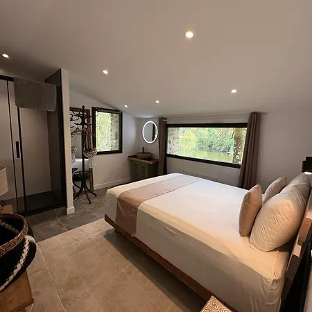 Bed & Breakfast Le Moulin Du Guy, Proche Du Puy Dufou Chanverrie