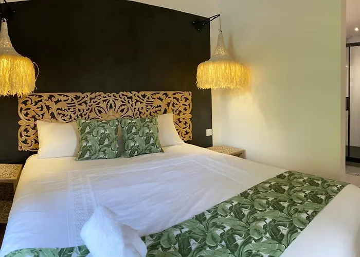 Le Moulin Du Guy, Proche Du Puy Dufou Couette-café 3*