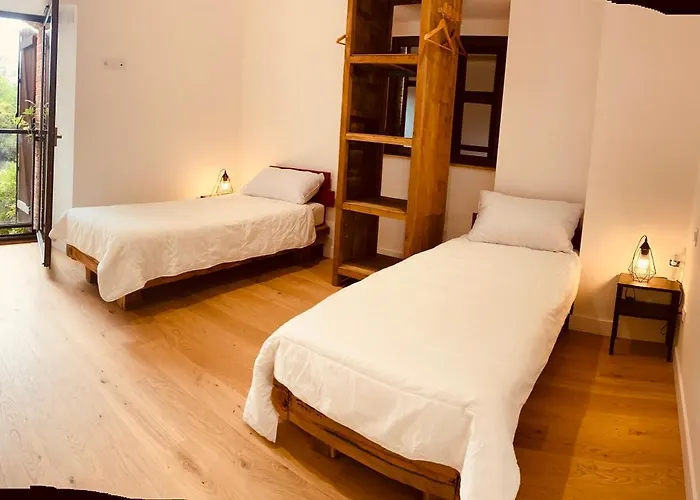 Couette-café Le Moulin Du Guy, Proche Du Puy Dufou 3*