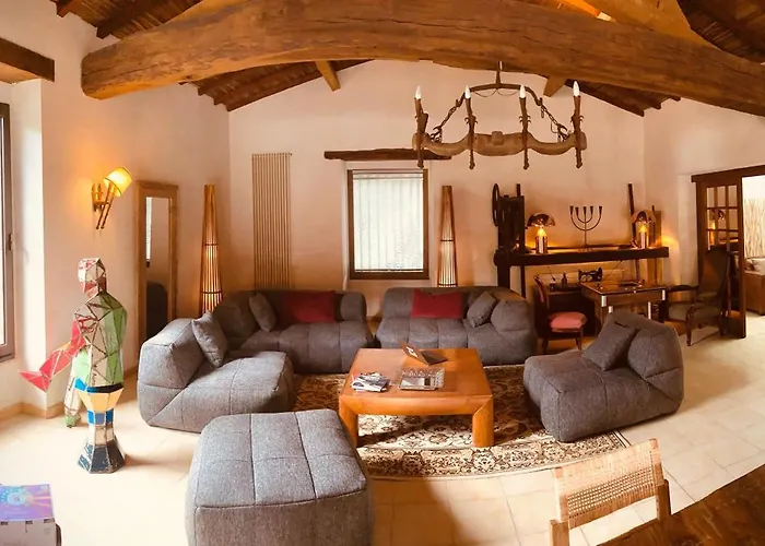 Le Moulin Du Guy, Proche Du Puy Dufou Couette-café Chanverrie