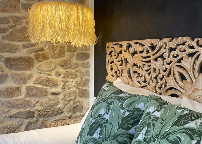 Couette-café Le Moulin Du Guy, Proche Du Puy Dufou 3*