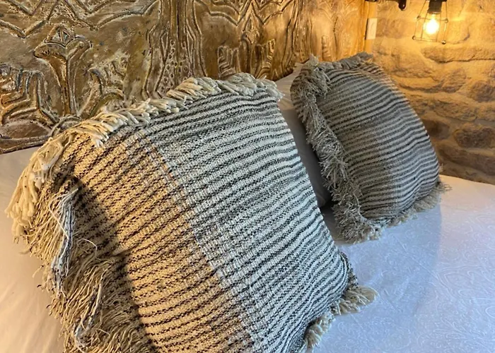 Le Moulin Du Guy, Proche Du Puy Dufou Chanverrie