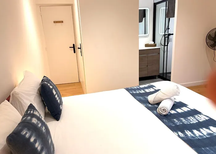 Couette-café Le Moulin Du Guy, Proche Du Puy Dufou Chanverrie